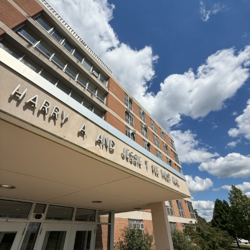 New Global Health Studies Course Helps Students Recognize and Evaluate Research